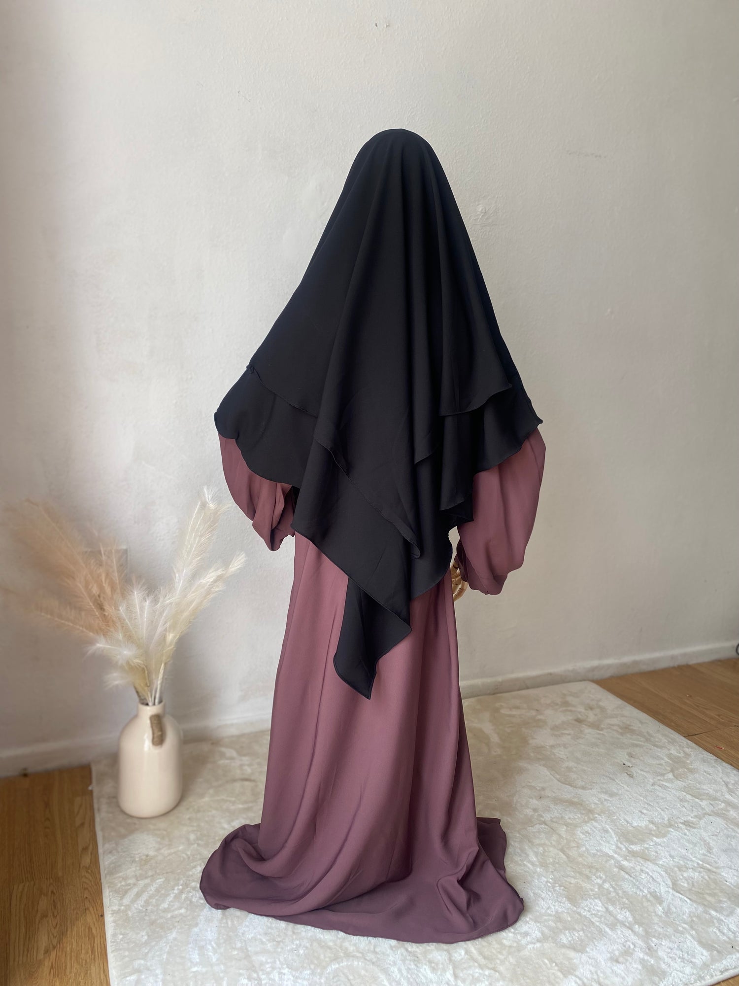 Mannequin wearing a maha- Black two layer triangle Khimar niqab ties -OnHerDeen Clothing