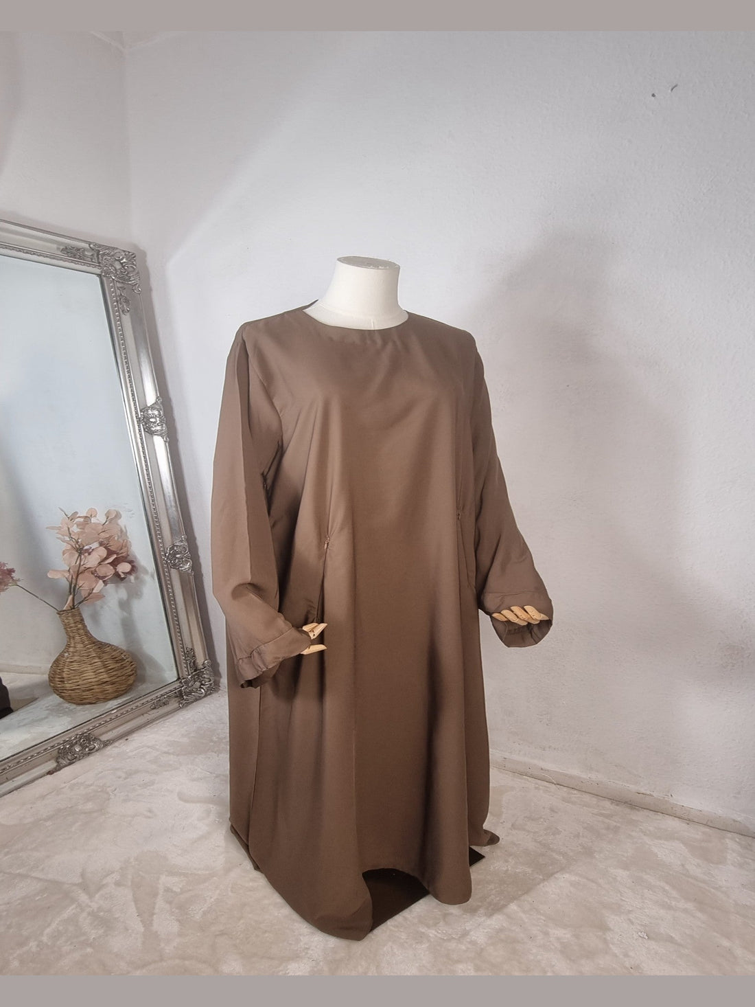 Wide Sleeve Brown Abaya