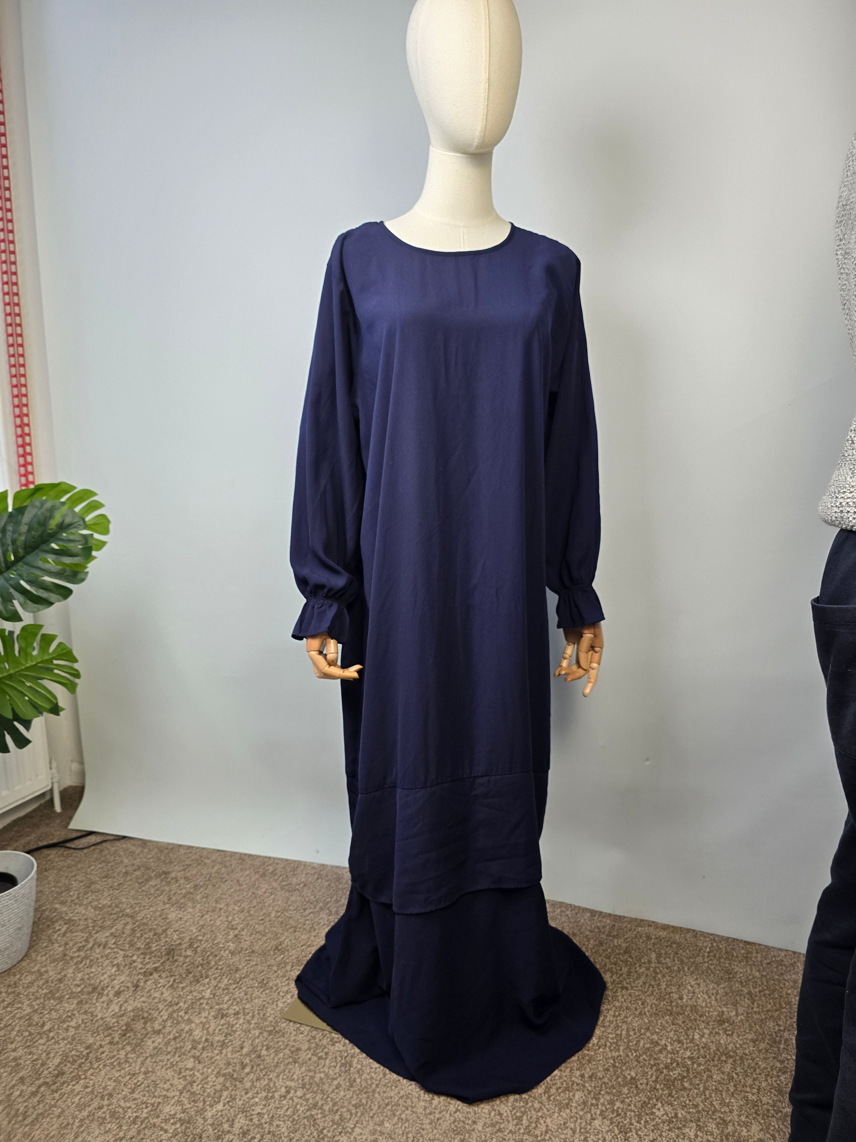 OnHerDeen Basics Navy Abaya
