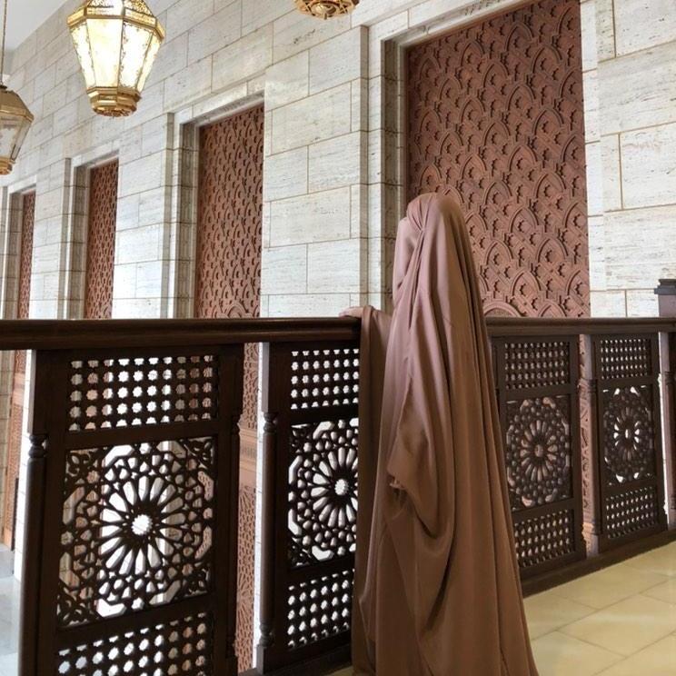 V-Neck Nida Big Jilbab OnHerDeen Clothing