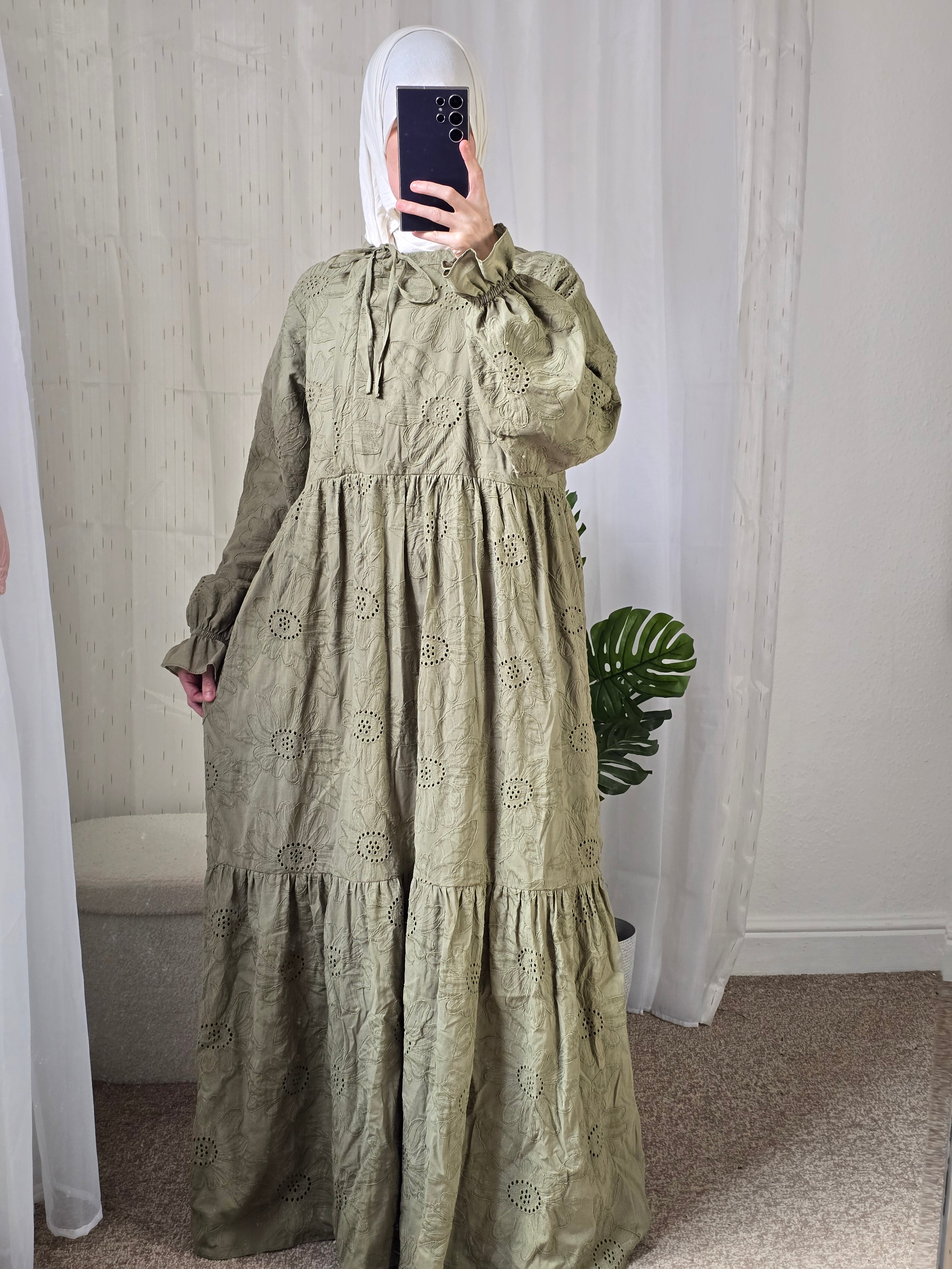 100% Eyelet Cotton Fully Lined Abaya with Pockets 