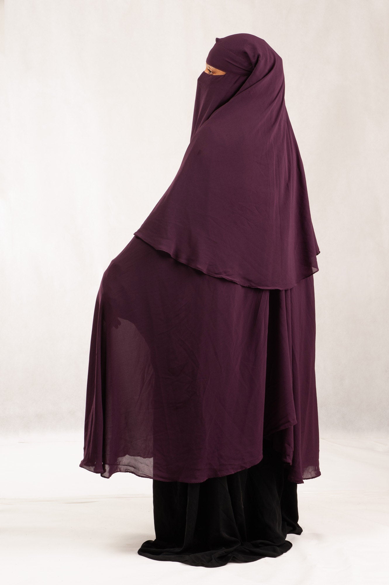 Women in long layered niqab burka - onherdeen clothing 